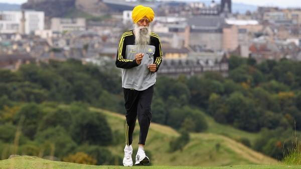 fauja-singh-pelari-maraton-tertua-maraton-lari-maraton-1752627290296_169 At 100, He Was Still Running Marathons — What Fauja Singh Taught the World About Aging